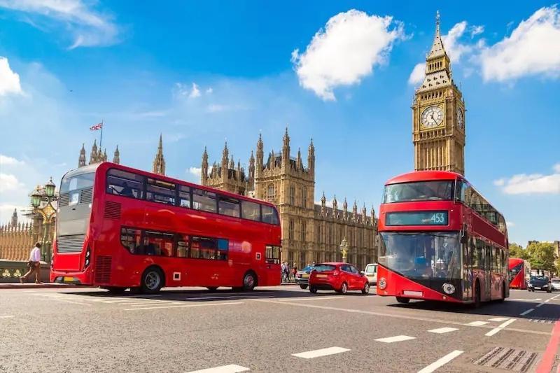E2M Stays Lovely Apt Close To Ilford Station With Free Parking Exteriér fotografie